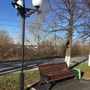 Скамейка на металлокаркасе